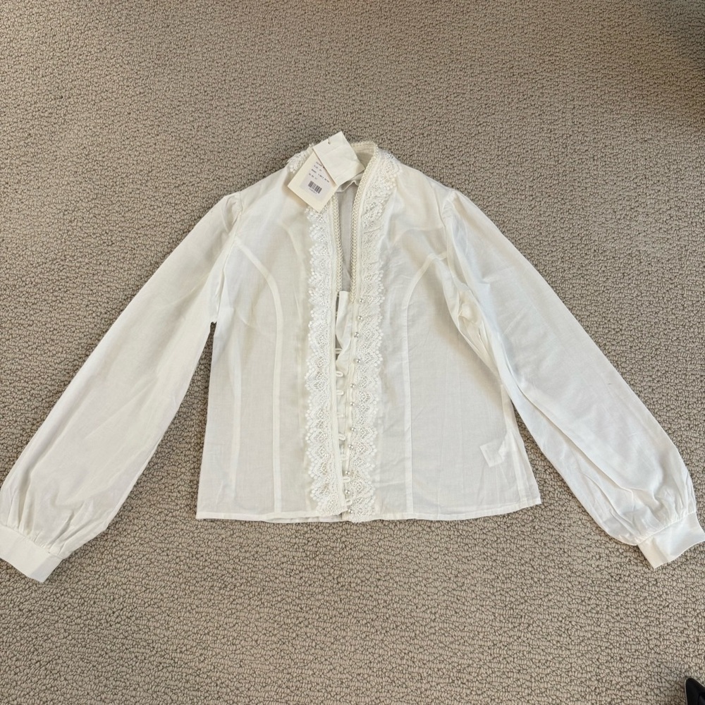 White Retro Lace Trim Blouse
